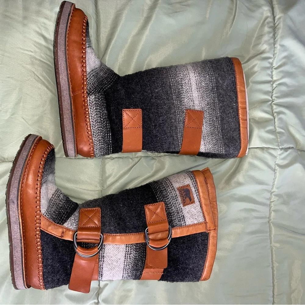 Sorel Chipahko Blanket Wool-Blend Boots - Picture 2 of 16